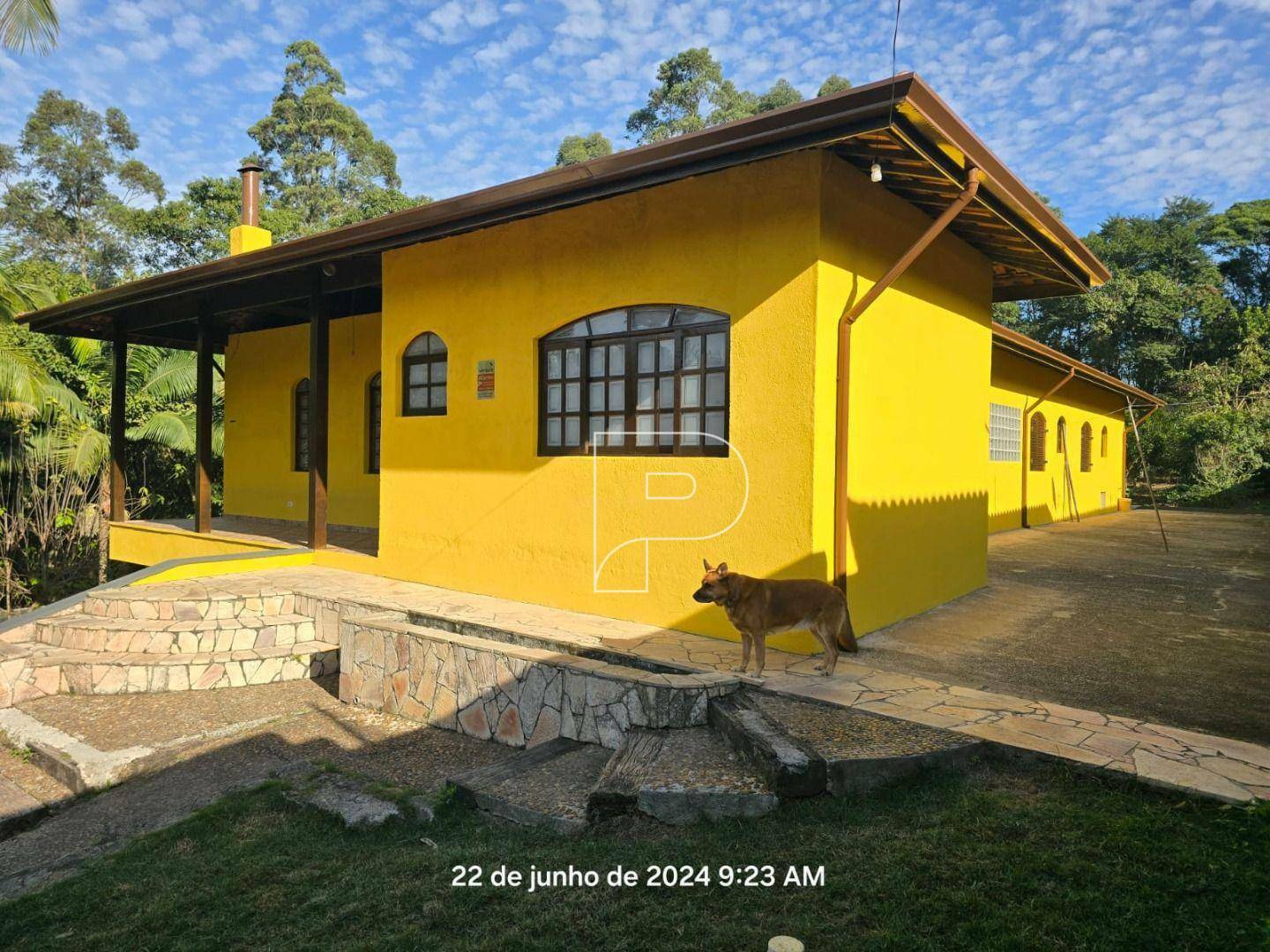 Casa à venda com 3 quartos, 340m² - Foto 1