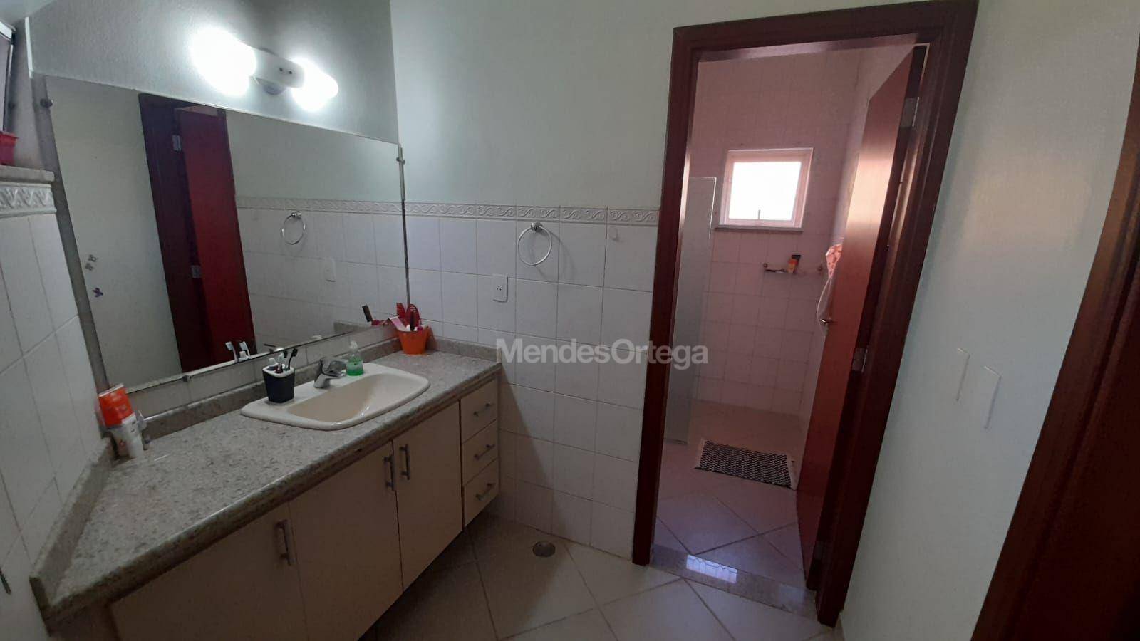 Casa à venda com 4 quartos, 360m² - Foto 22