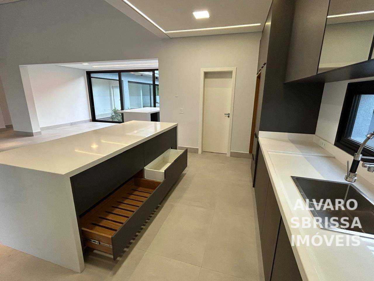 Casa de Condomínio à venda com 4 quartos, 322m² - Foto 12