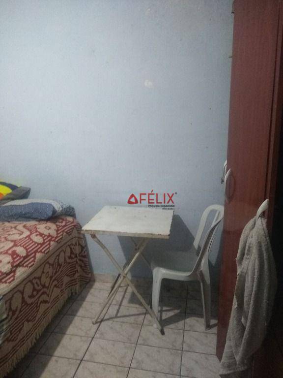 Casa, 6 quartos, 200 m² - Foto 4