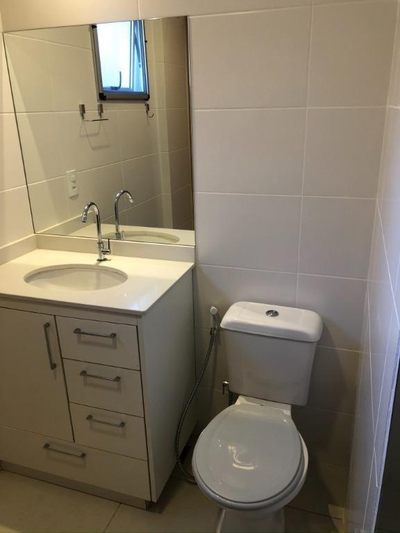 Apartamento à venda com 2 quartos, 57m² - Foto 14