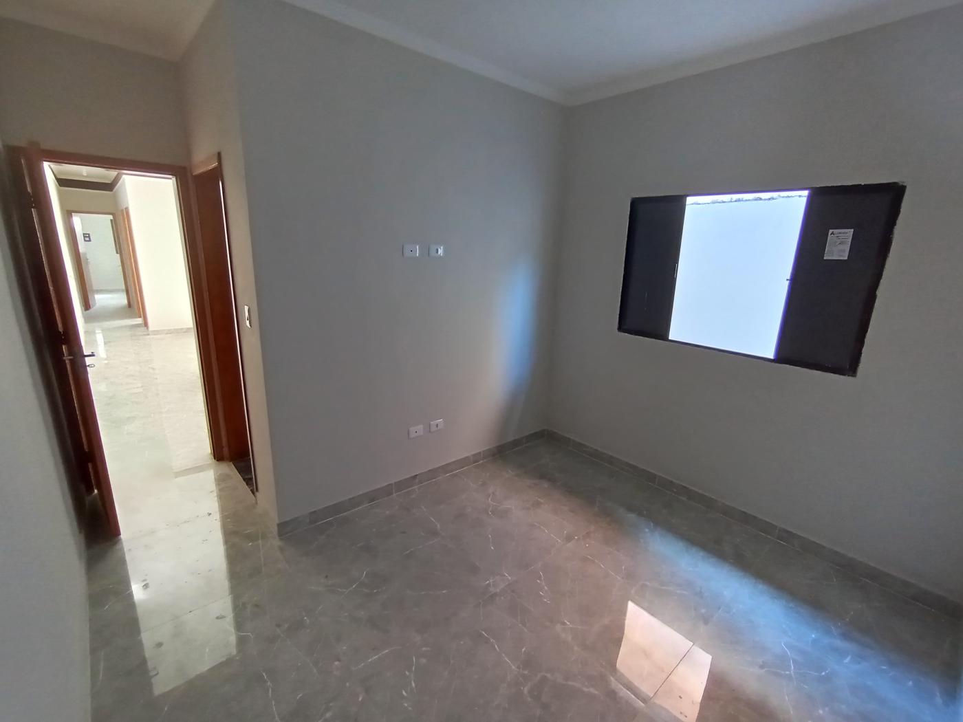 Casa à venda com 3 quartos, 72m² - Foto 12