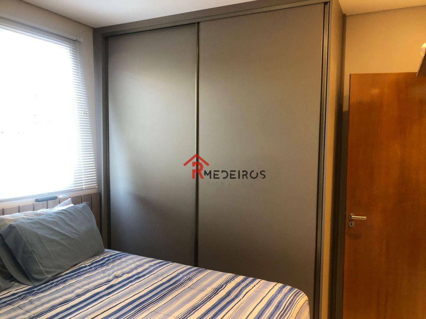 Apartamento à venda com 2 quartos, 65m² - Foto 11