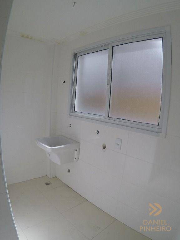 Apartamento à venda com 3 quartos, 162m² - Foto 16