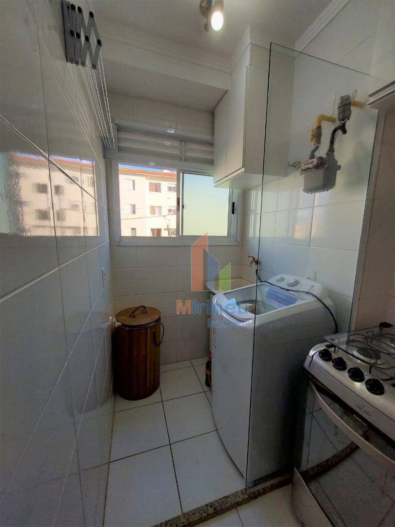 Apartamento à venda com 2 quartos, 43m² - Foto 20