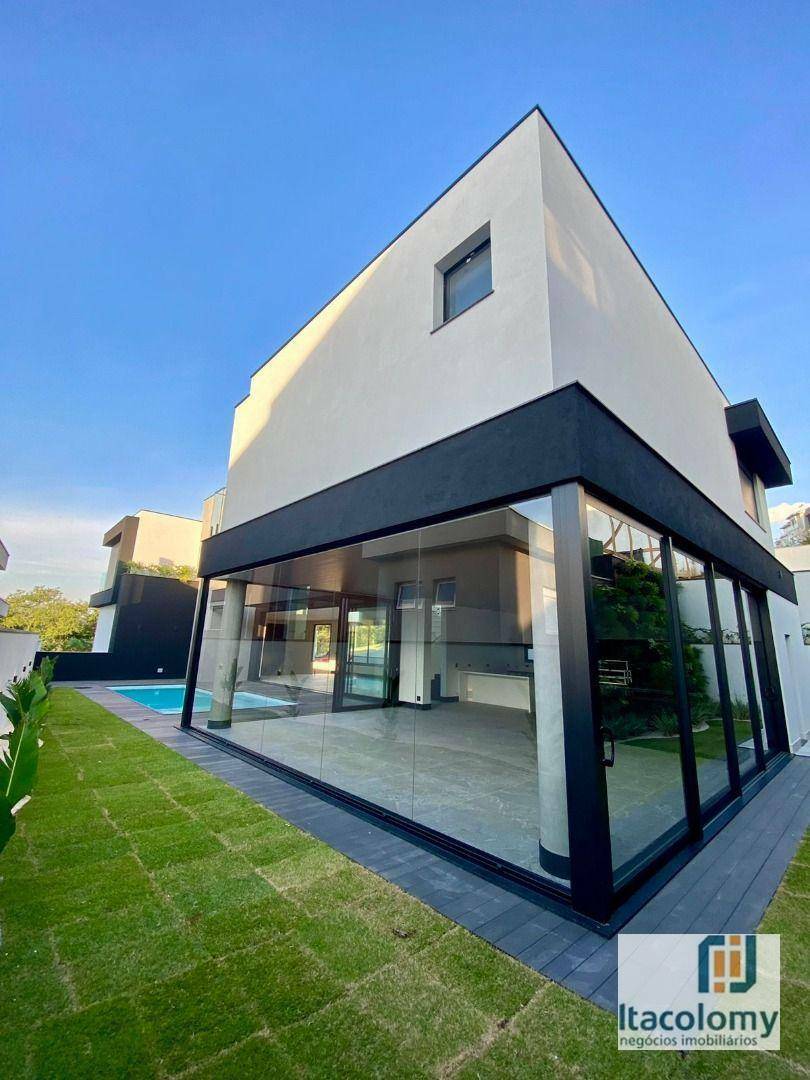 Casa de Condomínio à venda com 4 quartos, 566m² - Foto 2