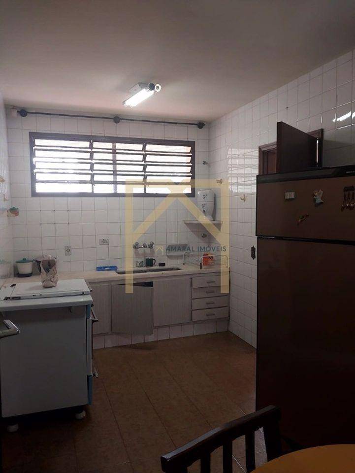 Chácara à venda com 4 quartos, 200m² - Foto 6