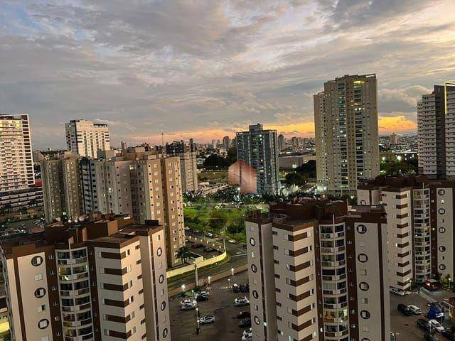 Apartamento à venda com 3 quartos, 97m² - Foto 1
