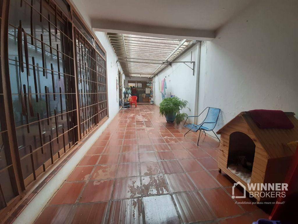 Casa à venda com 5 quartos, 750m² - Foto 3