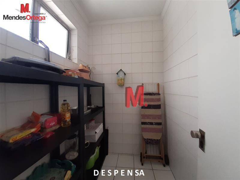 Apartamento à venda com 3 quartos, 183m² - Foto 22