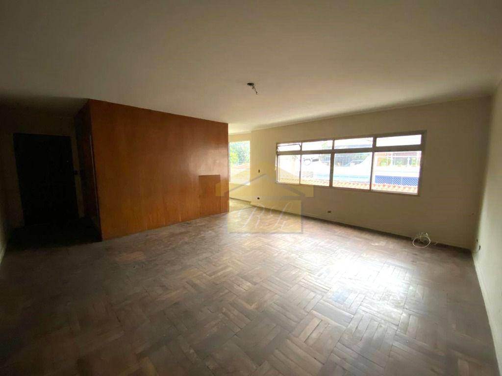 Sobrado à venda com 4 quartos, 300m² - Foto 5