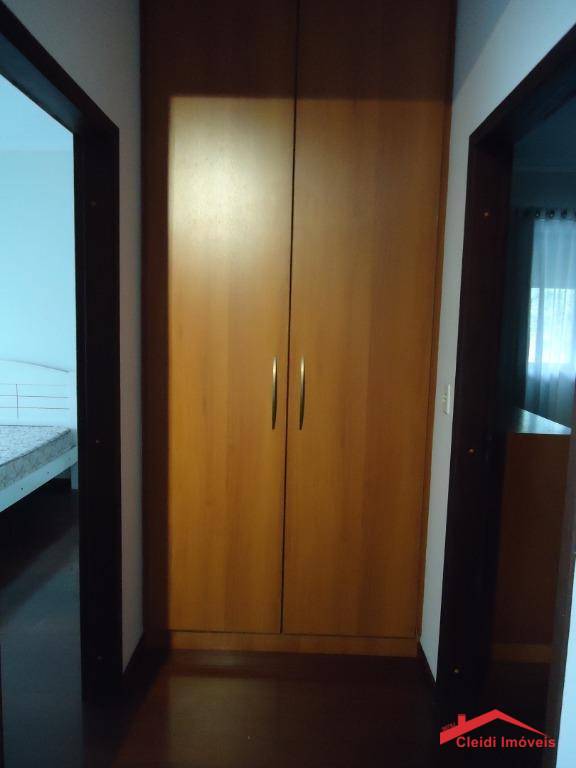 Apartamento para alugar com 2 quartos, 70m² - Foto 24