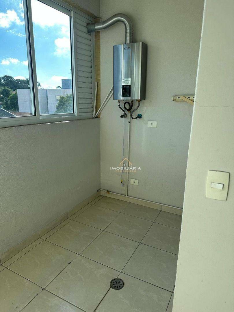 Apartamento para alugar com 2 quartos, 130m² - Foto 18