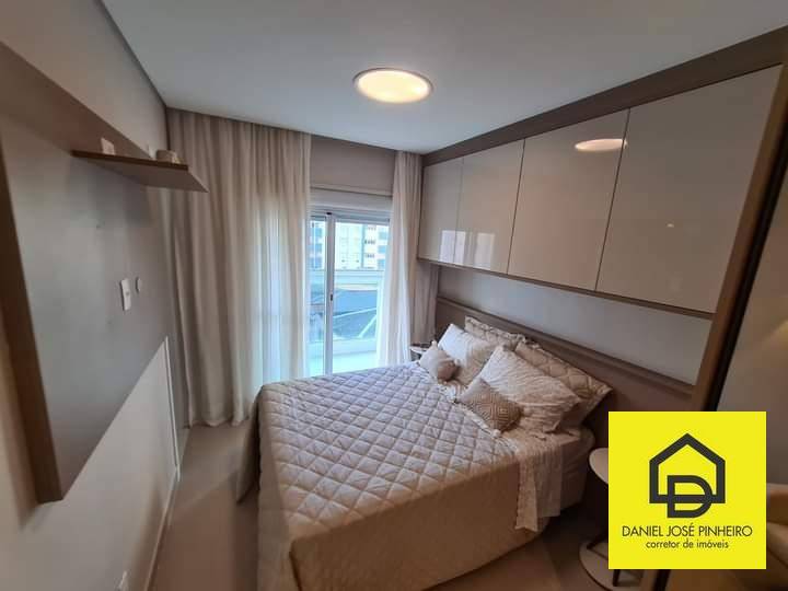 Apartamento à venda com 3 quartos, 125m² - Foto 11