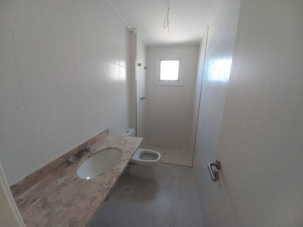 Apartamento à venda com 3 quartos, 140m² - Foto 8