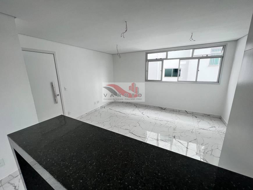 Apartamento à venda com 3 quartos, 95m² - Foto 13