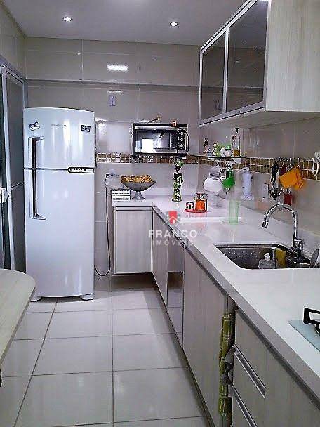 Apartamento à venda com 2 quartos, 78m² - Foto 14