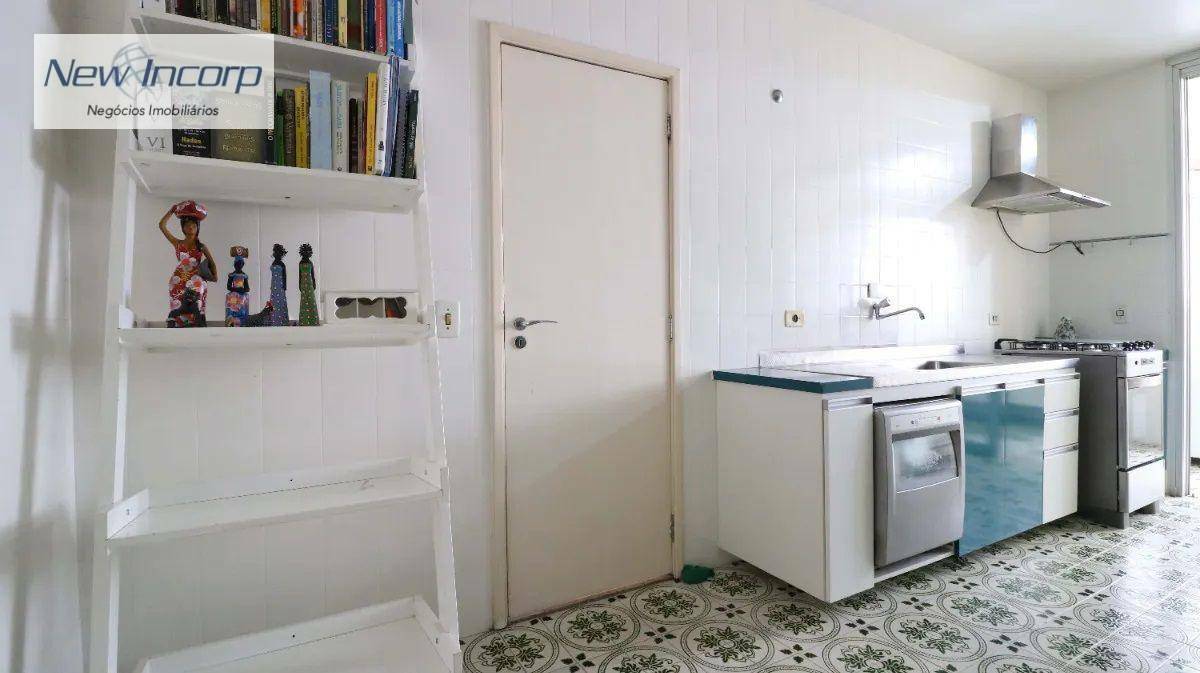 Apartamento à venda com 3 quartos, 107m² - Foto 19