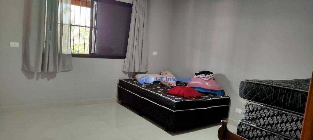 Chácara à venda com 4 quartos, 380m² - Foto 7