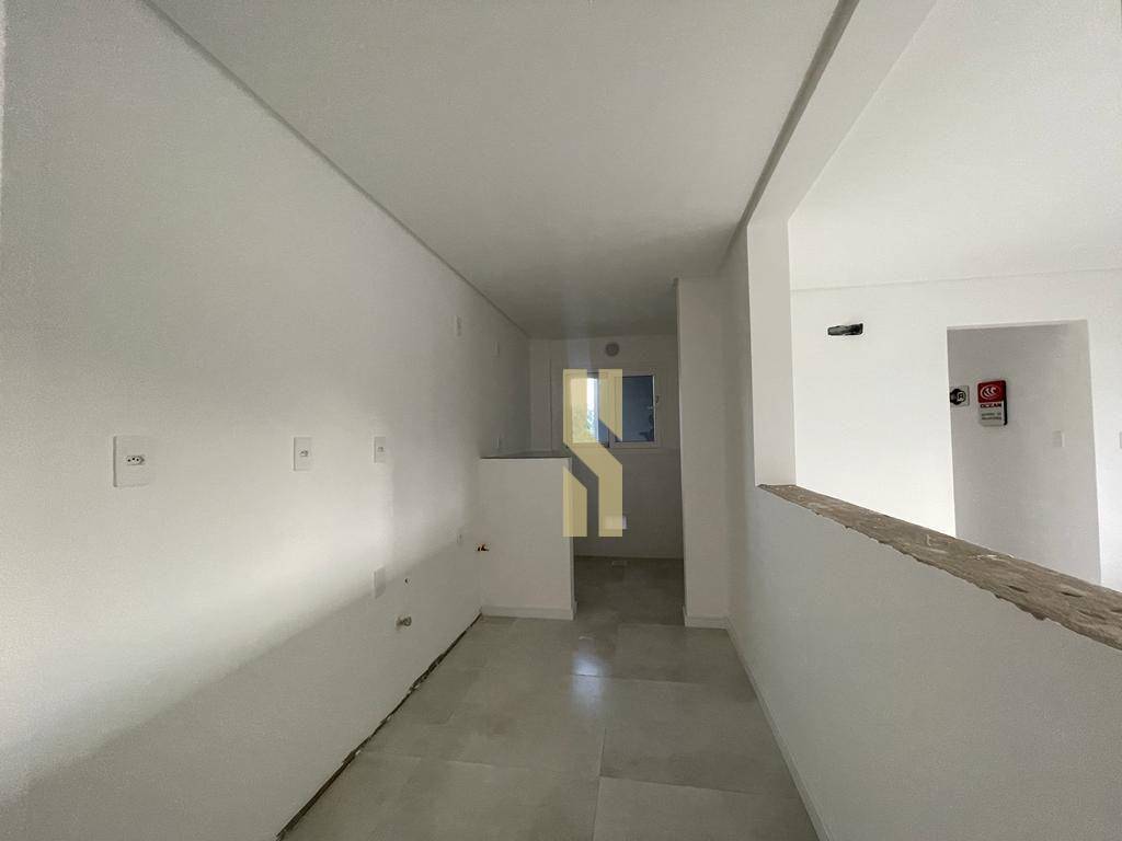 Apartamento à venda com 3 quartos, 68m² - Foto 4