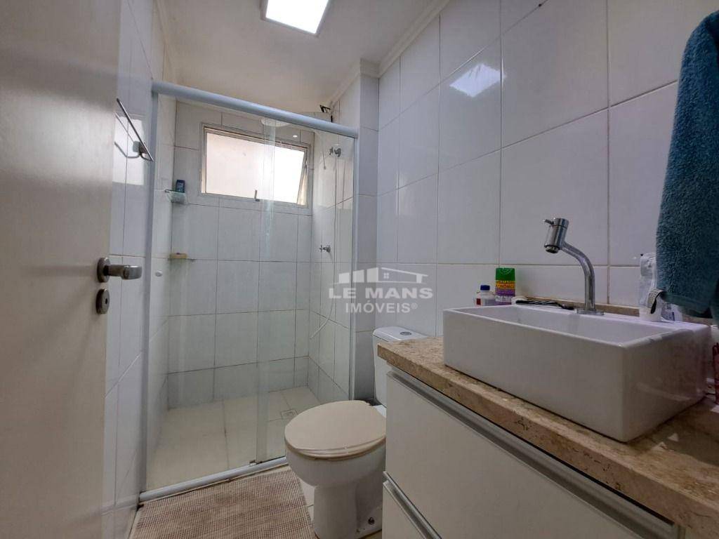 Apartamento à venda com 2 quartos, 55m² - Foto 11