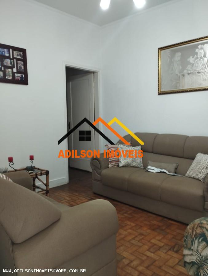 Casa à venda com 4 quartos, 441m² - Foto 2