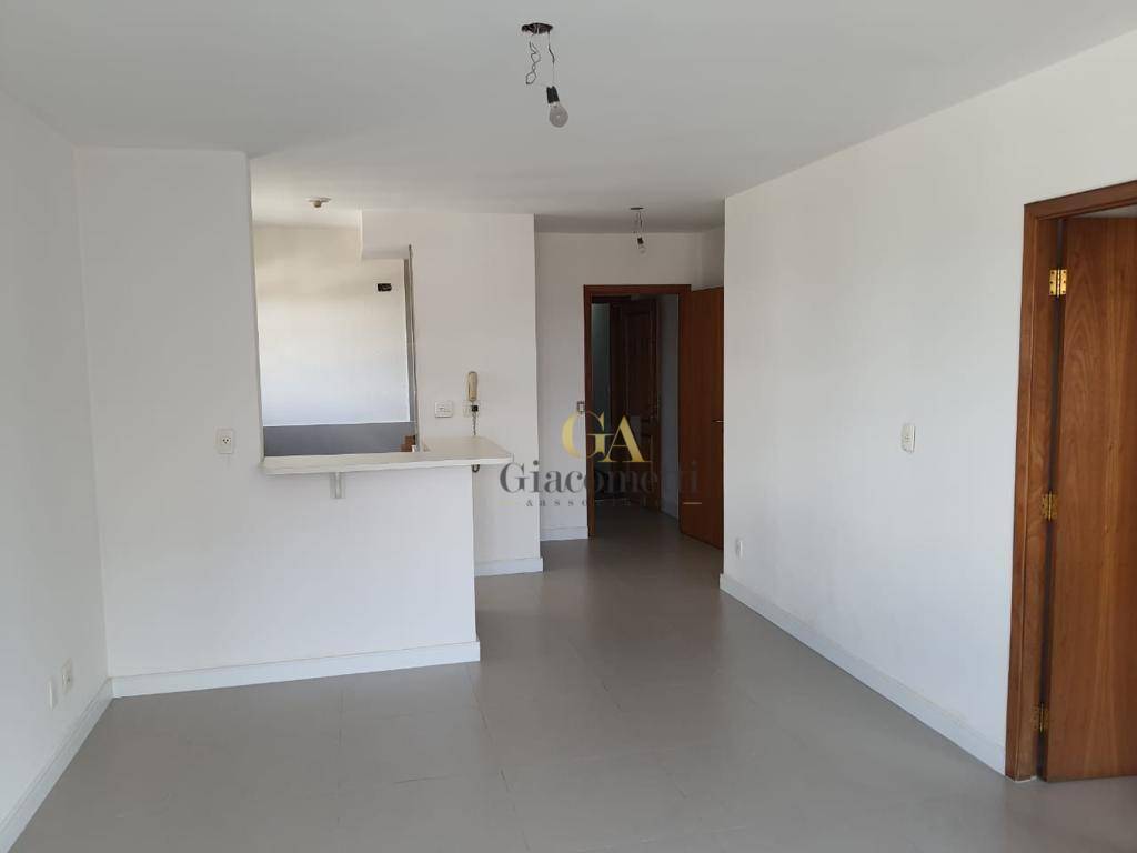 Apartamento à venda com 3 quartos, 76m² - Foto 4