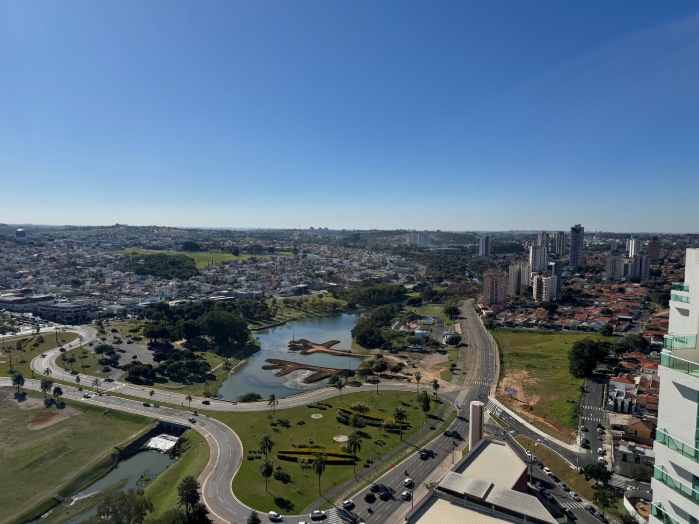 Cobertura para alugar com 5 quartos, 237m² - Foto 7