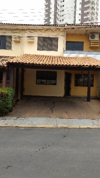 Casa de Condomínio à venda com 4 quartos, 167m² - Foto 1