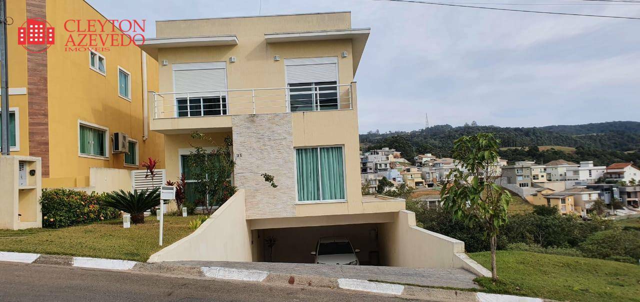 Casa à venda com 3 quartos, 263m² - Foto 4