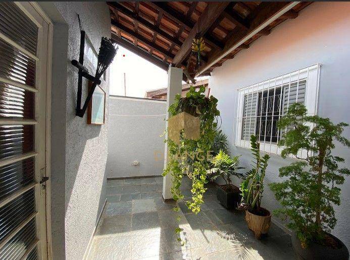 Casa à venda com 3 quartos, 135m² - Foto 12