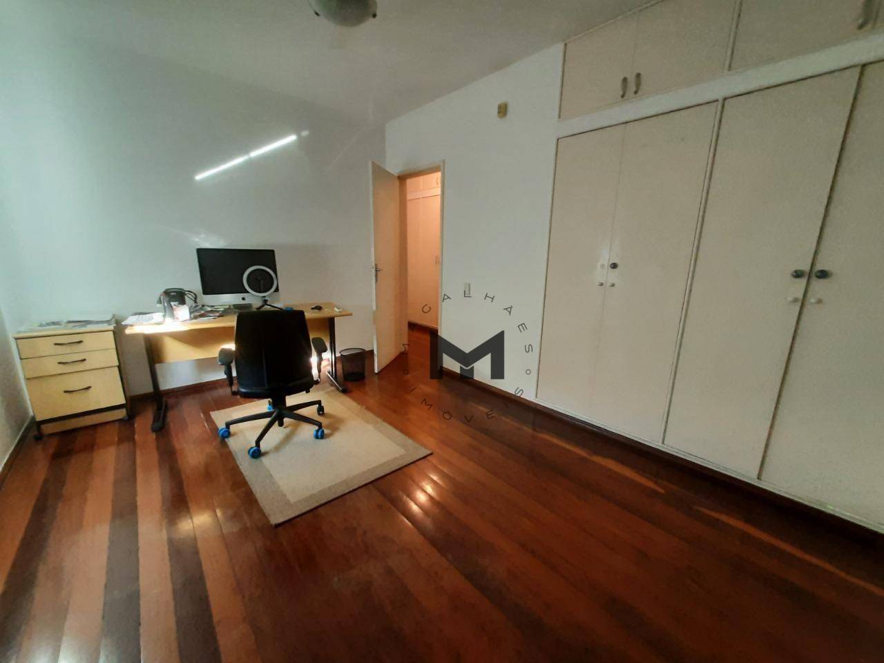 Casa à venda com 4 quartos, 260m² - Foto 16