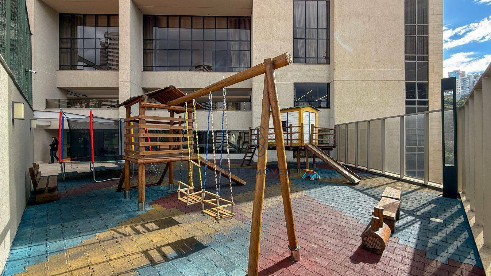 Apartamento à venda com 4 quartos, 163m² - Foto 45