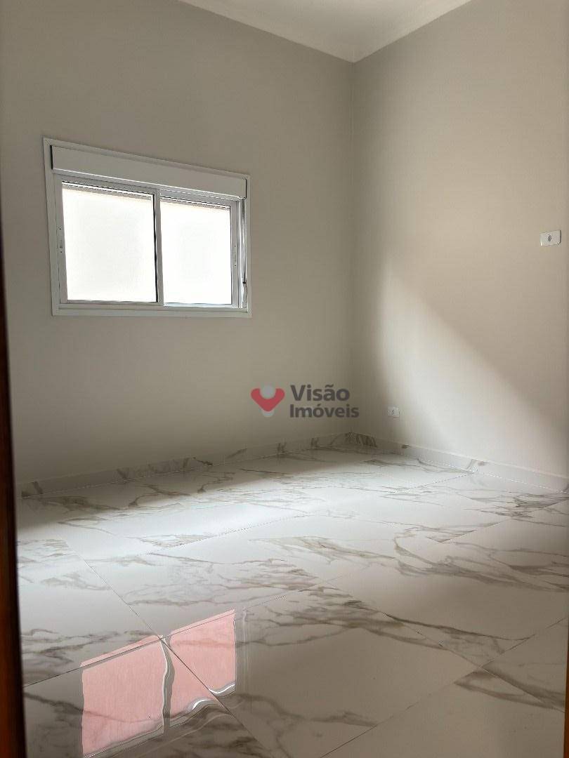 Casa à venda com 3 quartos, 177m² - Foto 7