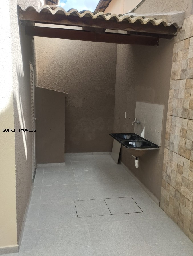 Casa à venda com 2 quartos, 60m² - Foto 35