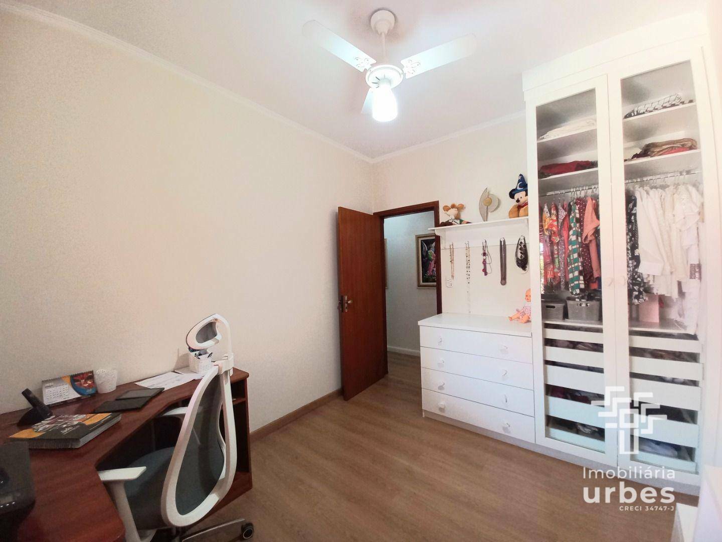 Casa à venda com 3 quartos, 252m² - Foto 16