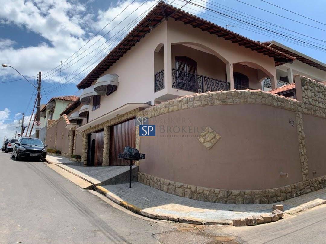 Casa à venda com 3 quartos, 289m² - Foto 5