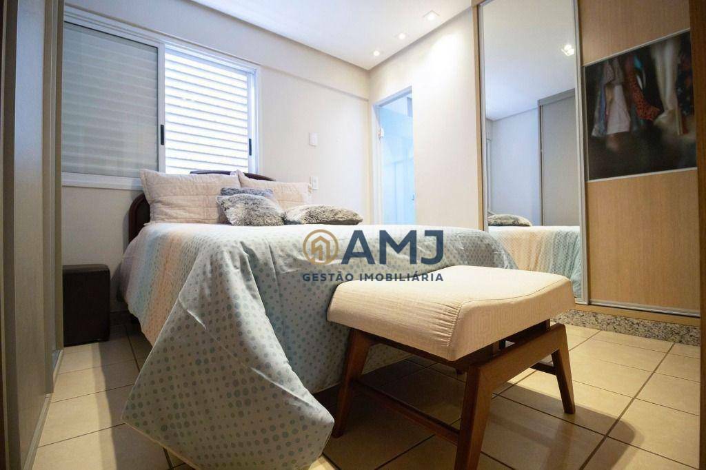 Apartamento à venda com 3 quartos, 105m² - Foto 6