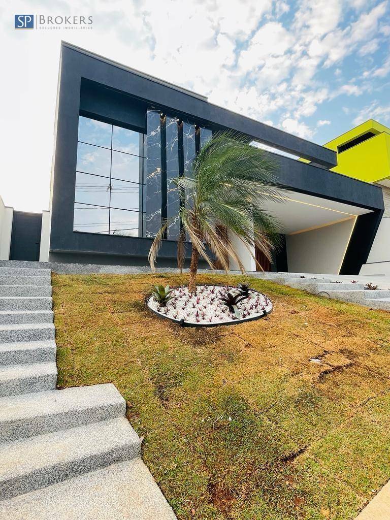 Casa de Condomínio à venda com 3 quartos, 266m² - Foto 2