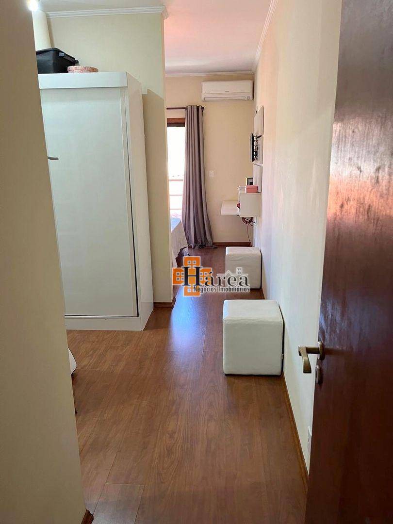 Sobrado à venda com 3 quartos, 200m² - Foto 9