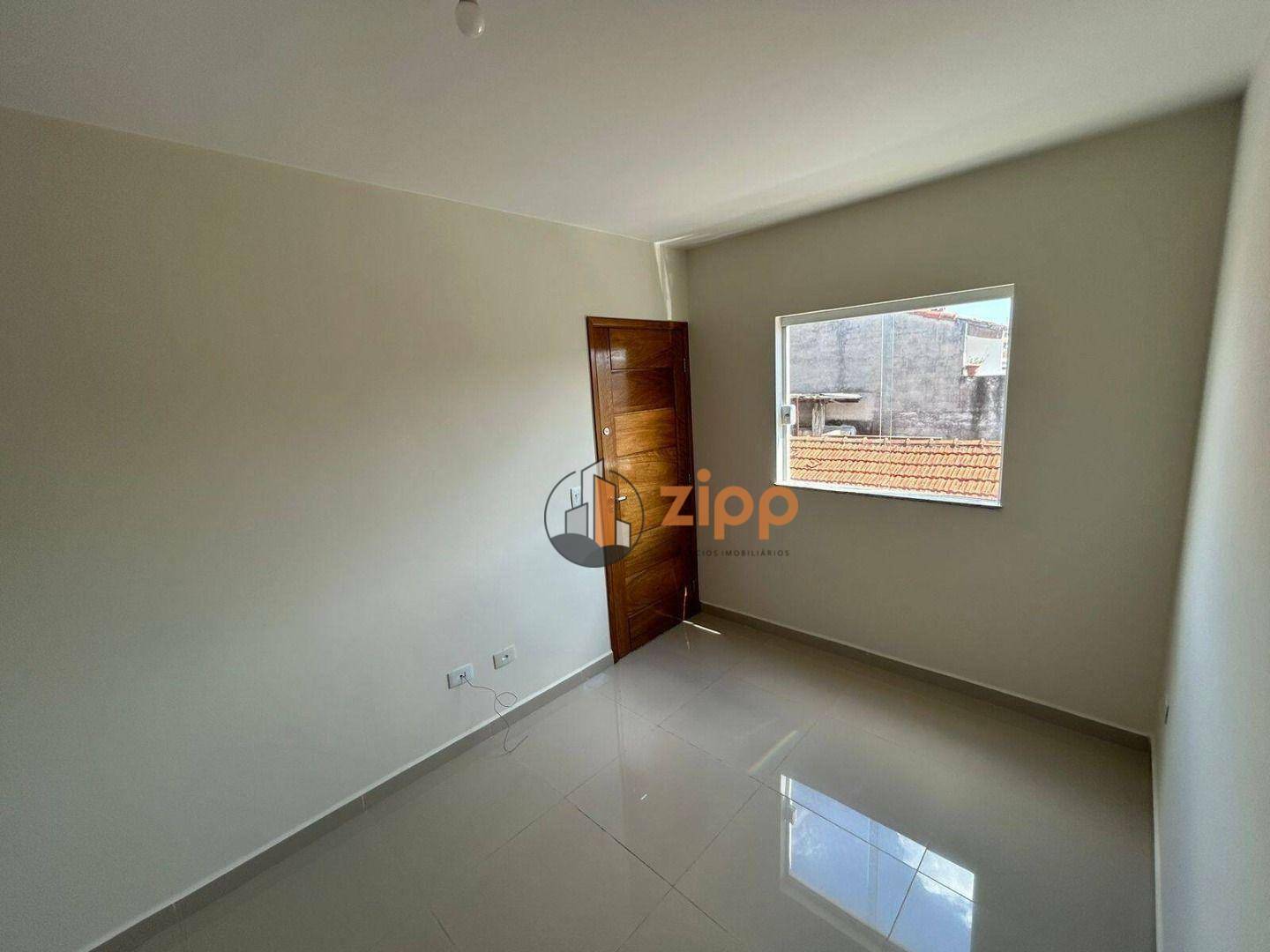 Casa para alugar com 2 quartos, 45m² - Foto 3