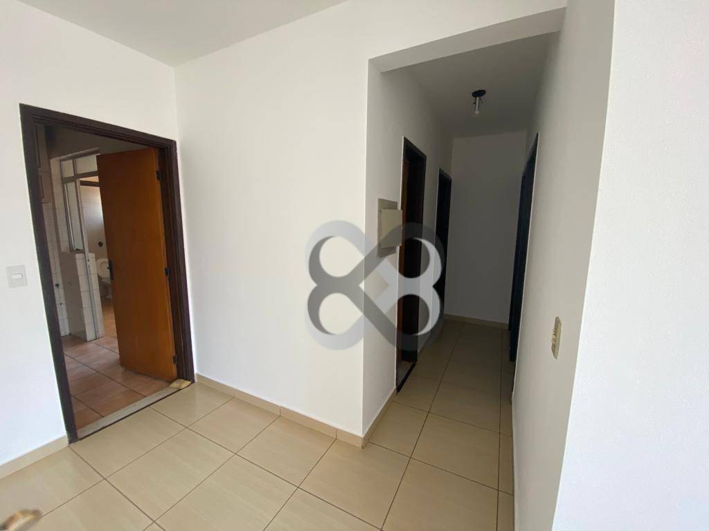 Apartamento para alugar com 3 quartos, 80m² - Foto 5