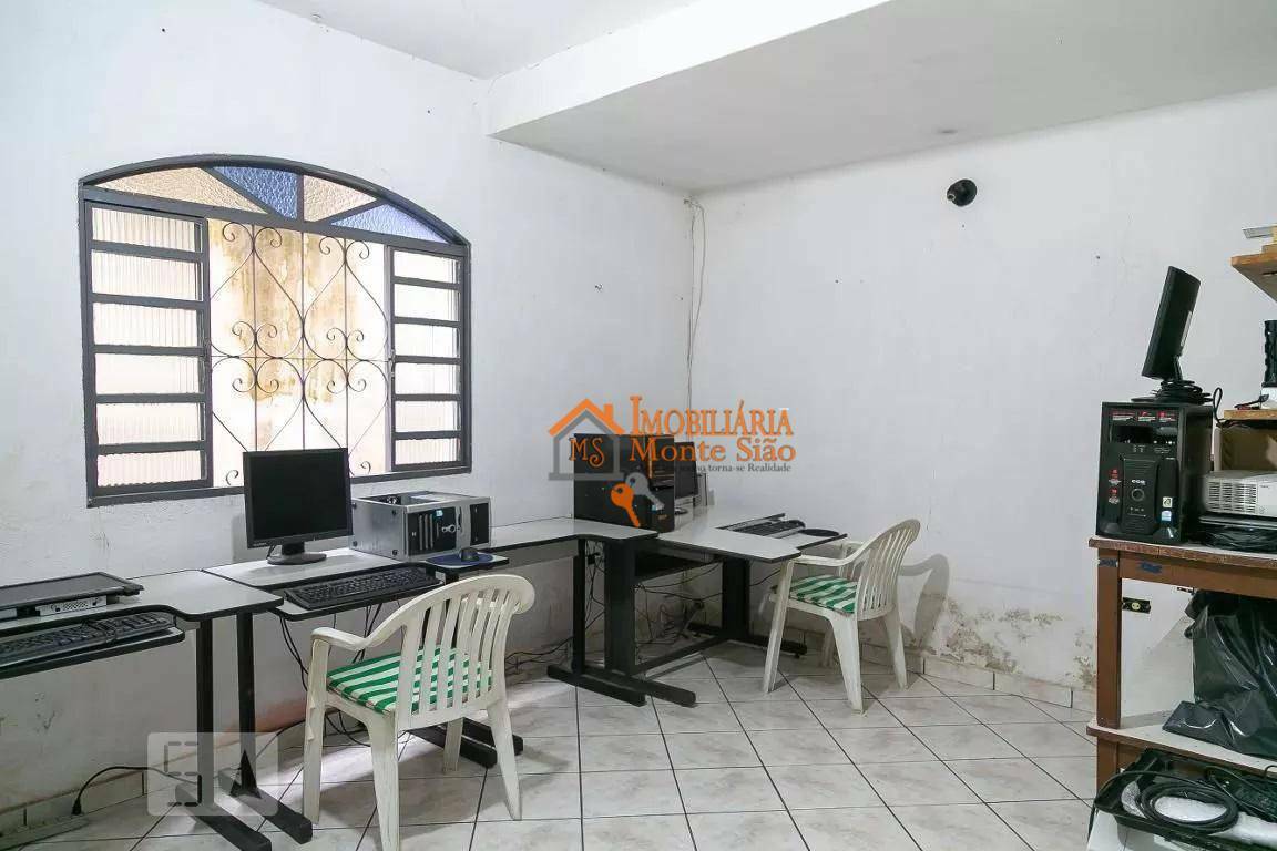 Sobrado à venda com 4 quartos, 250m² - Foto 18