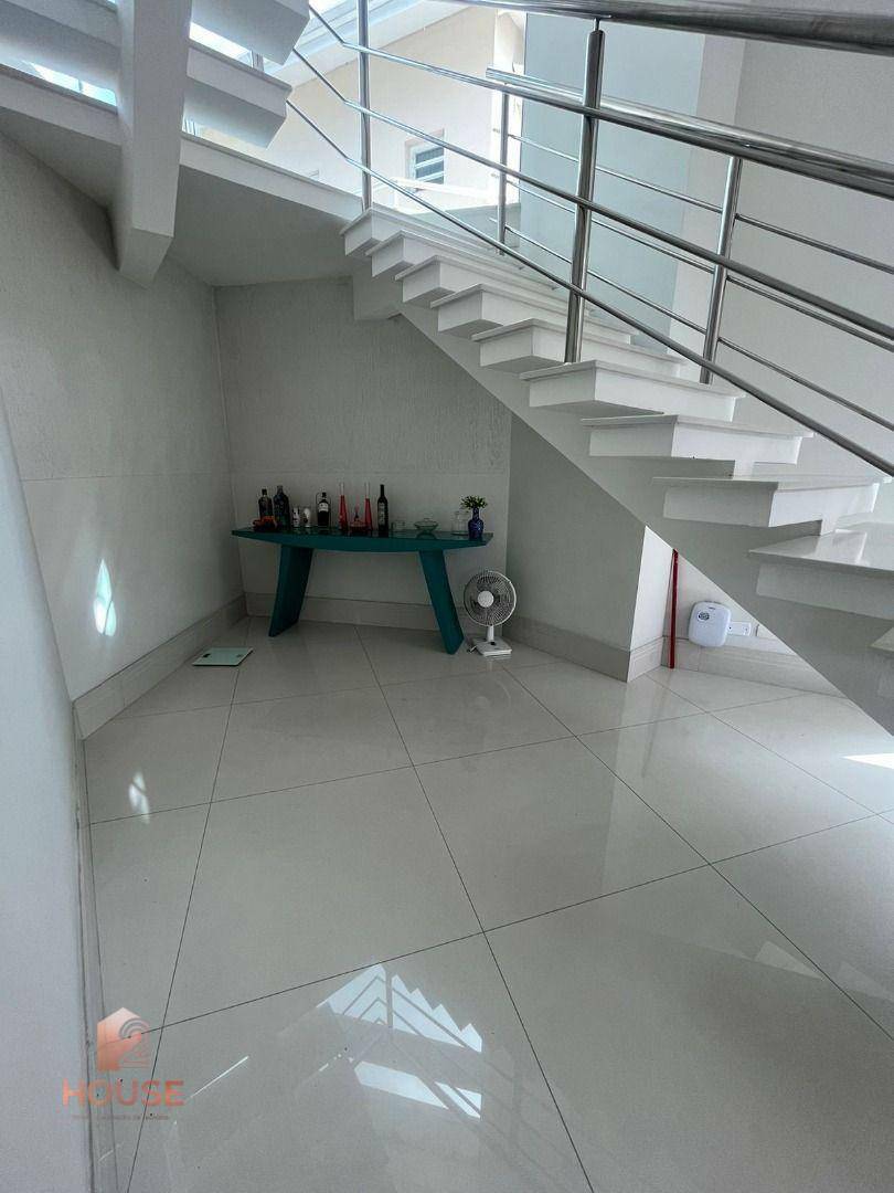 Casa de Condomínio à venda com 3 quartos, 411m² - Foto 12