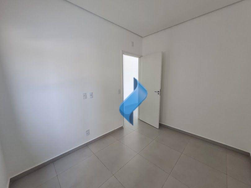 Apartamento para alugar com 2 quartos, 48m² - Foto 12