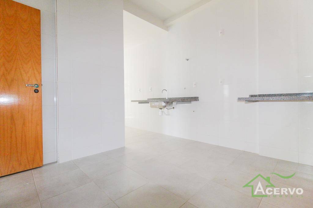 Apartamento à venda com 3 quartos, 96m² - Foto 6