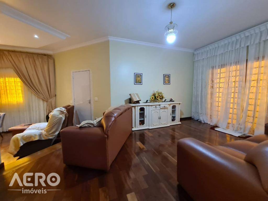 Casa de Condomínio à venda com 3 quartos, 270m² - Foto 24