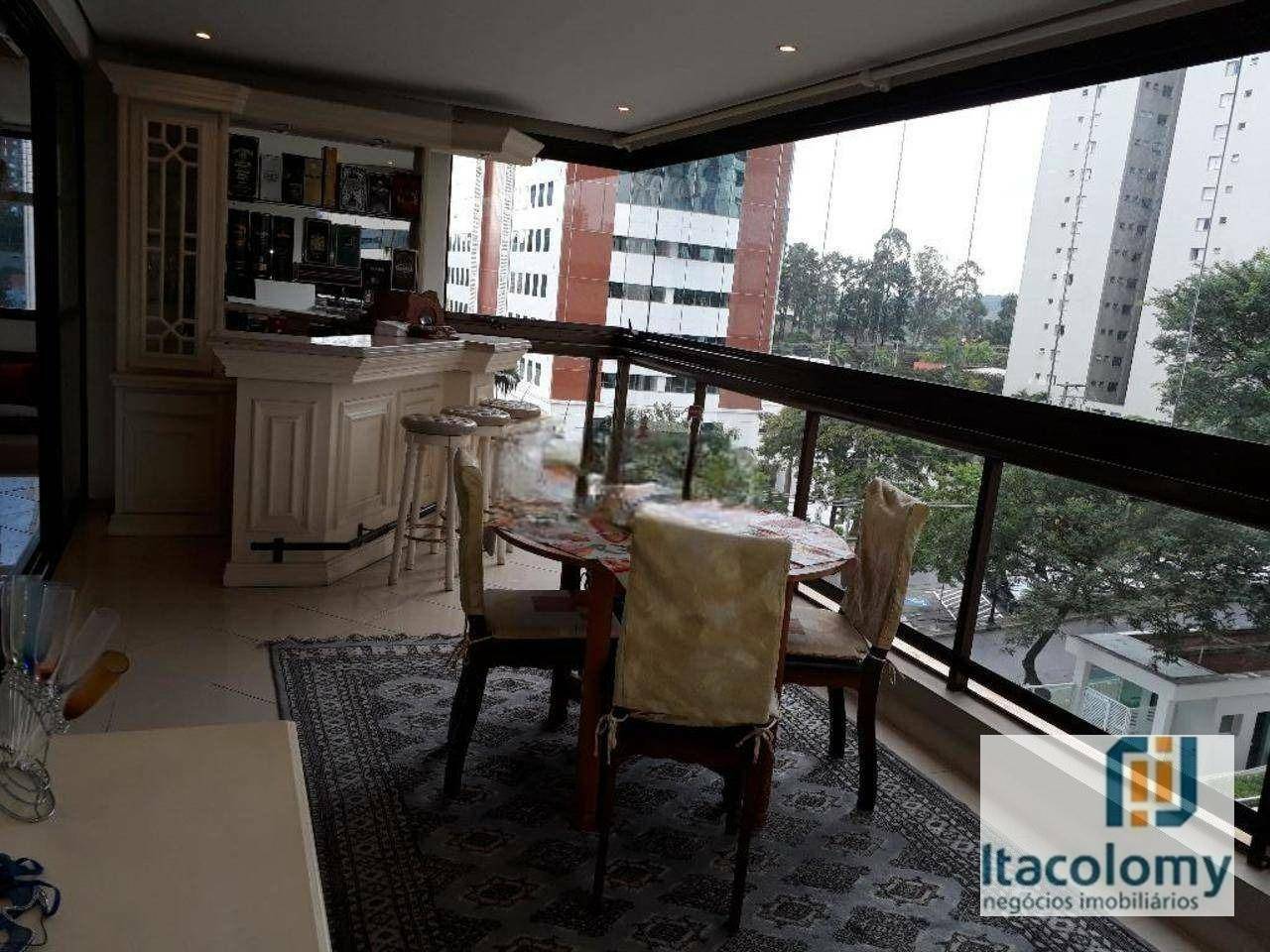 Apartamento à venda com 4 quartos, 288m² - Foto 14