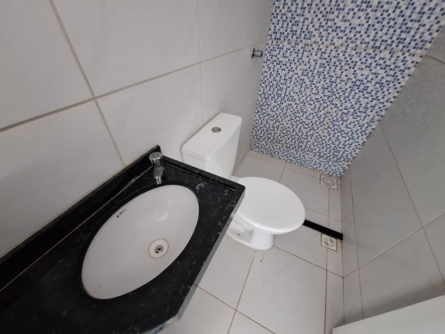 Apartamento para alugar com 2 quartos, 50m² - Foto 12