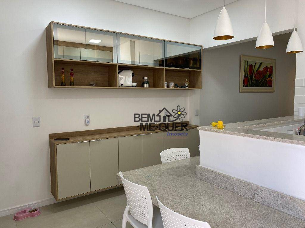 Casa à venda com 3 quartos, 92m² - Foto 8